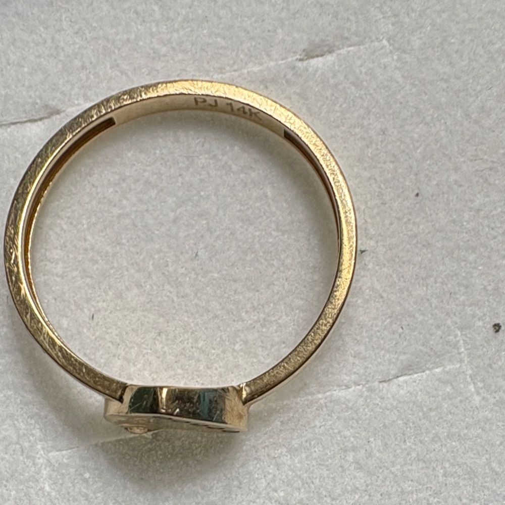Gold Heart Ring with  No Diamond Accent - Picture 3 of 7